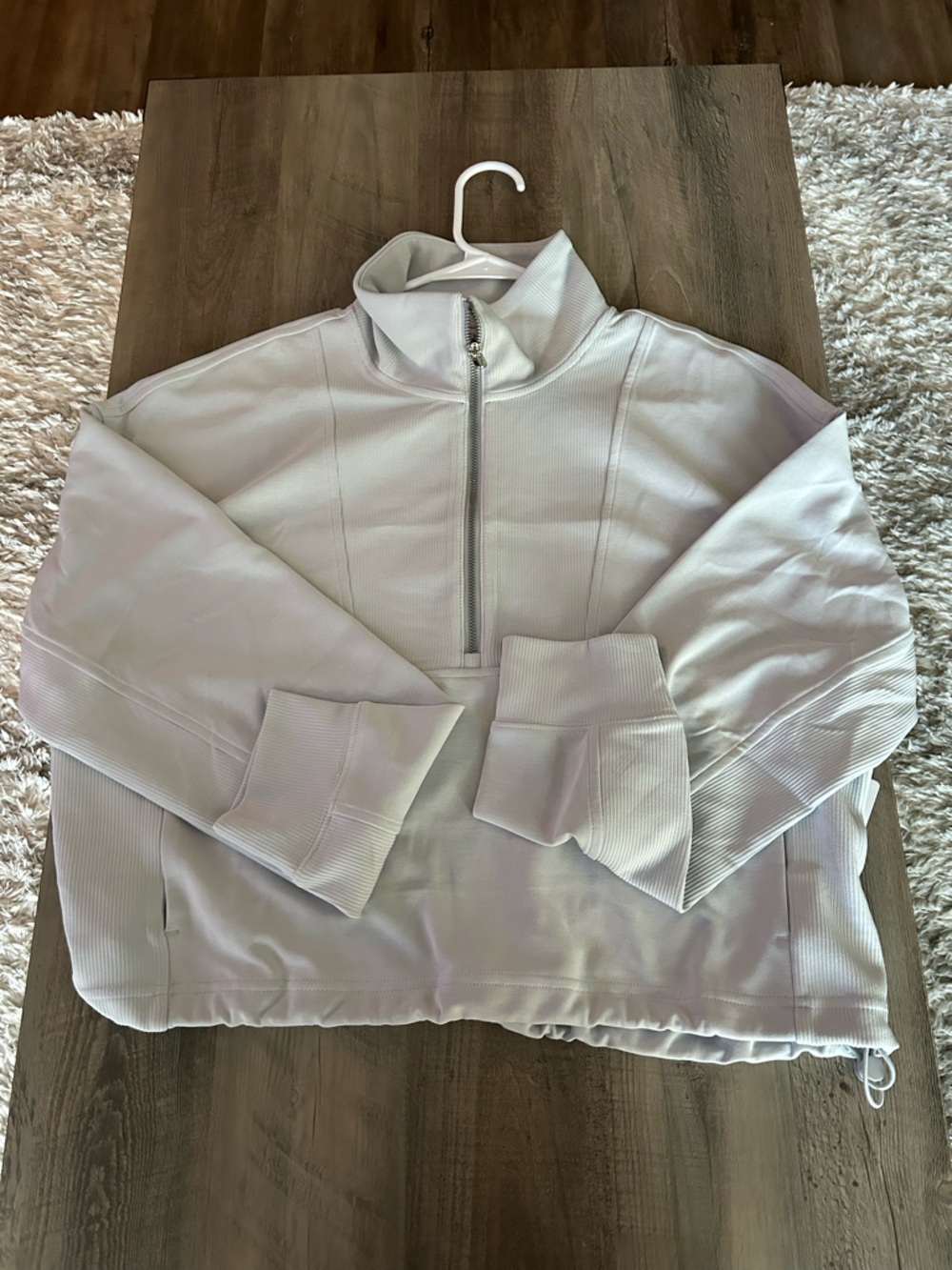NWT Athleta Light Grey SeaSoft Ribbed 1/4 Zip-Up Pullover Sz Large